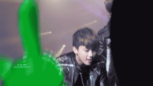 sehyuntao:  When Daehyun disapproves of Youngjae’s greasiness video credit: tomyloverj