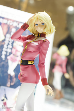 ohnoraptors:  gundam_the_origin_1_Shinjuku_Piccadilly-14 (by とほ。)