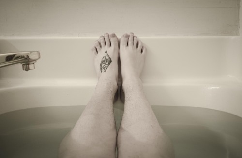 aly-antichrist:  more baths. i’m addicted XD