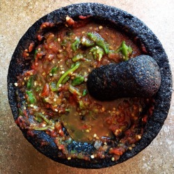 lamushashaloka:  salsa de molcajete