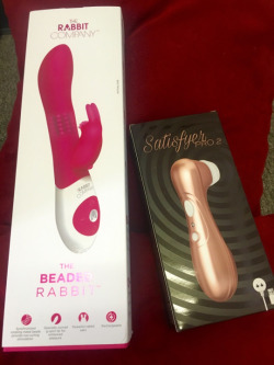 toydirty:   ♥ ♥ ♥  TOYDIRTY MONTHLY GIVEAWAY !!!!!!! ♥ ♥ ♥FREE HIGH QUALITY PRODUCTS ~ from my adult toy store ToyDirty *The winner will each get two of the following toys: The Beaded Rabbit Rechargeable Silicone G-spot Vibe (贲.49) The