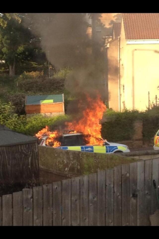 scotianostra:  Niddrie’s annual bbq goes with a bang!! http://news.stv.tv/east-central/232356-two-marked-police-cars-set-alight-in-edinburgh-during-call-out/