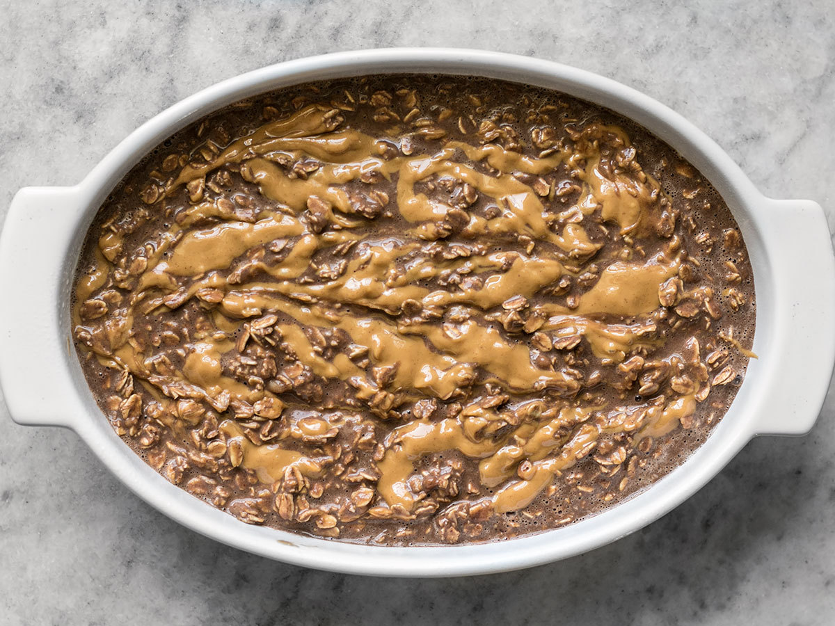 foodffs:  PEANUT BUTTER BROWNIE BAKED OATMEALFollow for recipesGet your FoodFfs stuff