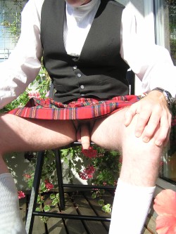 Gay Men with Sexy Faces and HOT & HAIRY Men
