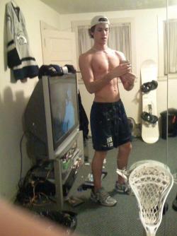 texasfratboy:  cute freshman lacrosse player…