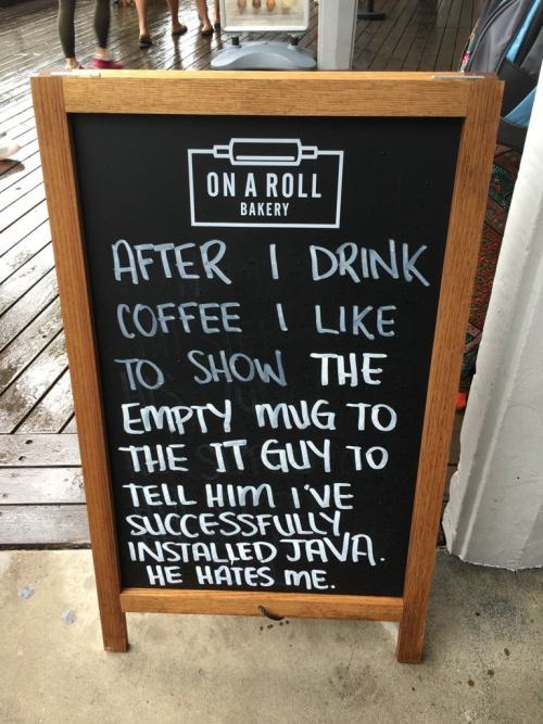 pleatedjeans:  20 Funny Signs Spotted in the Wild 