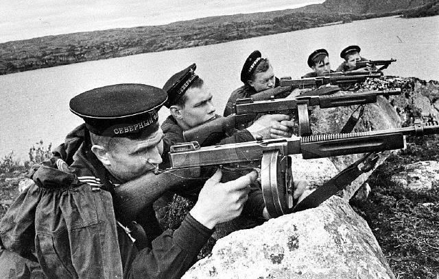 russian submachine guns