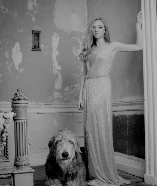 bwgirlsgallery: Amanda Seyfried by Simon Emmett