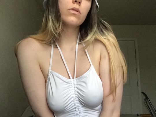 divinebunni:gotta do the whole fit ~