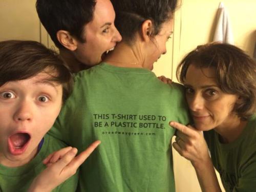 lesbianelsas:JudyKuhn1: @funhomemusical’s Green Captains are ready for some green action. @BroadwayG