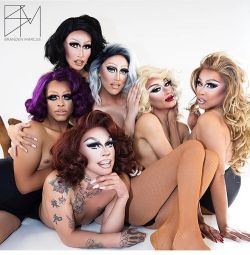 luvitway2mch:  felicitymorehead:  Befierce Family Portrait #Gorgeous #Glamorous #fierce #flawless #RPDR #Stunning #sickening #Rupauldragrace #WeLoveQueens #Instadrag #instagram #Photograpghyby @brandenmarcus   OMG , WOULD I love to laydown with ALL of