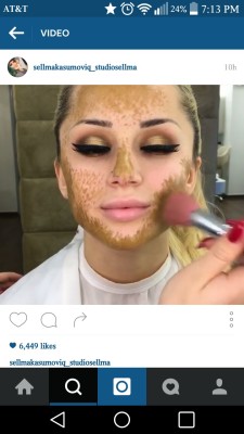 yourlocalforiegn:  dynastylnoire: thegospels:   crown-queen-bambee:  hwun:  3inchfro:  racistbeautybloggers:  This looks like black/brownface to me ————- Can white people stop putting peanut butter on their face in 2016??? Lets leave that trend