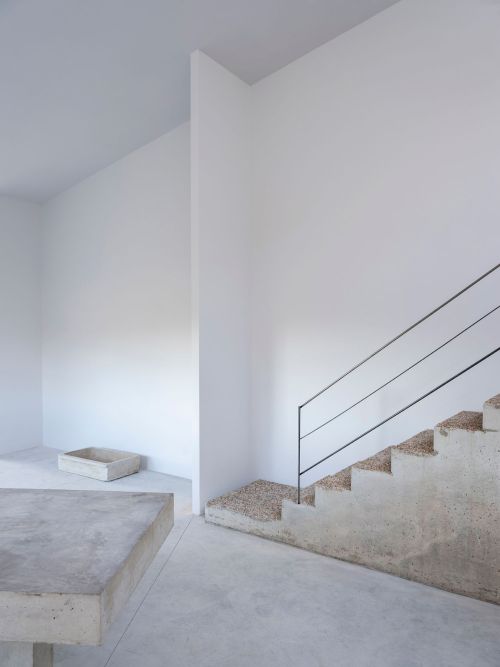 keepingitneutral: Casa del Nogal, Ávila‎, Spain, Designed by Raúl Almenara,Photographs by Juan Baraj