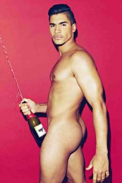 malecelebrityzone:  Louis Smith