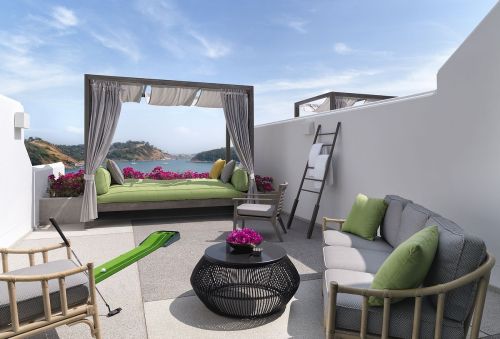 luxuryaccommodations:  The Nai HarnFormerly known as the Royal Phuket Yacht Club, The Nai Harn is a magnificent beachfront hotel offering luxurious accommodation, delicious cuisine, and extraordinary amenities near the southern tip of Phuket.The rooms’