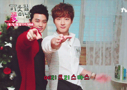 dooleycouple:        Christmas greetings from the cast of "Flower Boy Next Door"