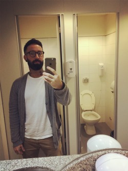 paradass:  at work 🚽