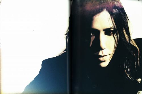 gazetto-gallery:THE GAZETTE 13TH ANNIVERSARY PAMPHLET - A O I© - Mittilla