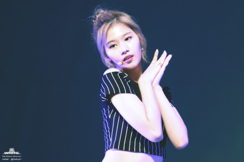 favidols-sana:  TWICE - Sana