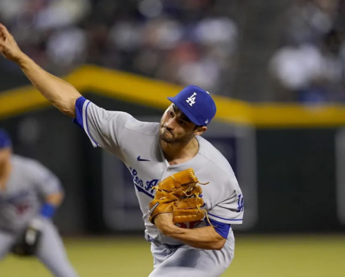 05/26/22: Freddie Freeman goes 4-for-5⁣ (with 1 HR⁣, 5 RBI, 2 2B & 3 R) as the Dodgers beat the 