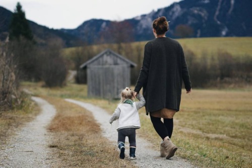 oldfarmhouse: http://instagram.com/travel.little.one