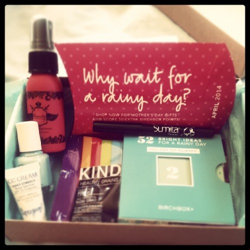 Even though the day is already bright, my birchbox brightened my day even more! #Birchbox #aprilbox 