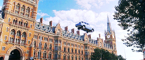newdscamander: Ron, are you sure you know how to fly this?