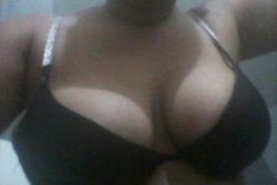 Olha o que ganhei de presente antecipado! *-* Love boobs! Manda mais minha gostosa!