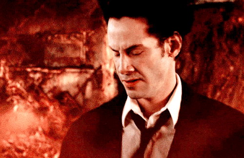 cristinaricci: Constantine (2005) dir. Francis Lawrence Heaven and hell are right here. Behind every
