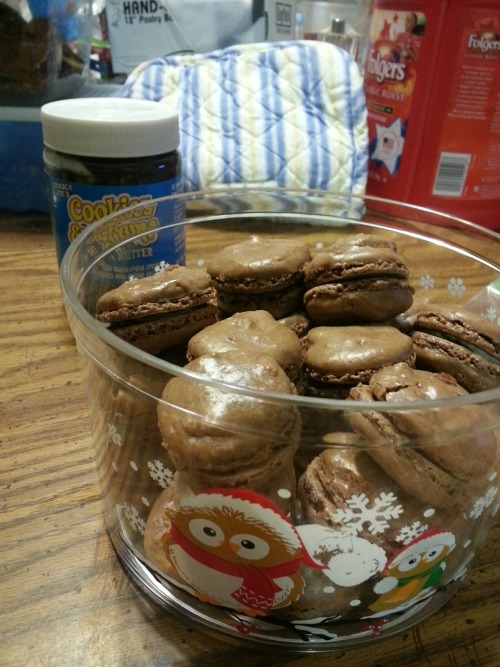 Chocolate Macarons With A Cookiesn Cream Cookie Butter Filling!
