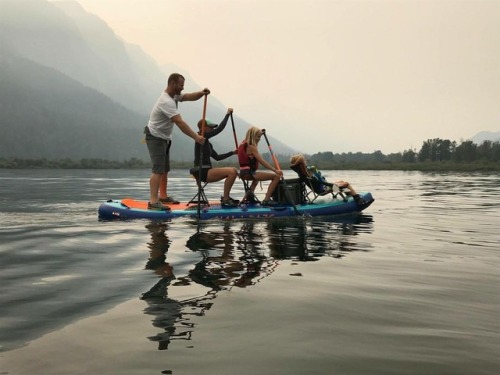supconnect: Epic family SUP shot from Alan Pace! #supconnectwww.instagram.com/p/BqA4ABlBeNL/
