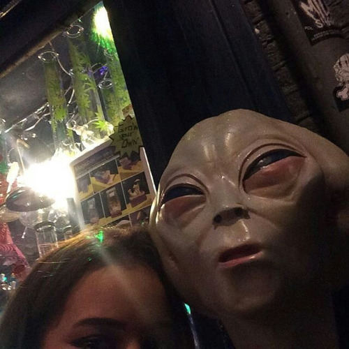 L U X