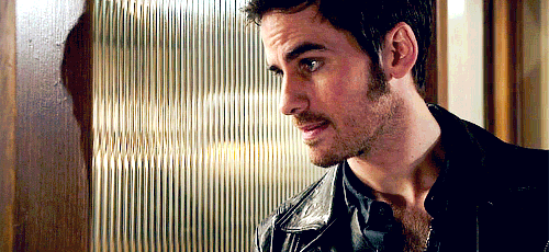 captainswansource:I can’t with this man.
