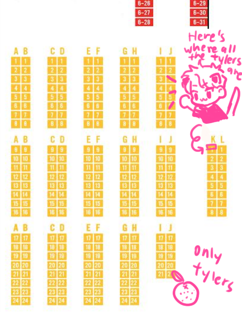 HIYA I’ll be at smash! this weekend with a whole lot of stickers.. please come and save me from stic