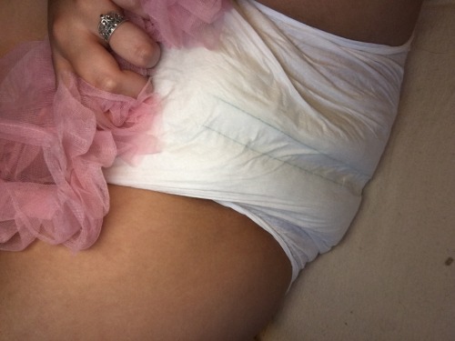 XXX little-miss-kissy:  Princess has a wet diapey photo