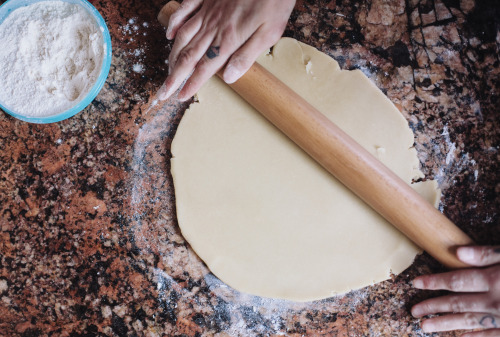 wednesdayxaddams:nicolejanelle:mikelernerphotography:I did a little baking shoot with my buddy (and soon to be podcast partner) Nicole with baking supplies provided by the amazing people at Kaufmann Mercantile. She made a bourbon apple pie and while