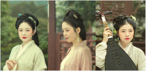 changan-moon:Traditional Chinese fashion in tang, song and ming dynasty style. Hanfu makeup by 陌上初华手