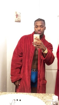 jbekool:  ilovepapiq:  Zaddy Q  Real life