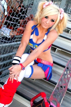 shaymich:  Jessica Nigri is crazy hot