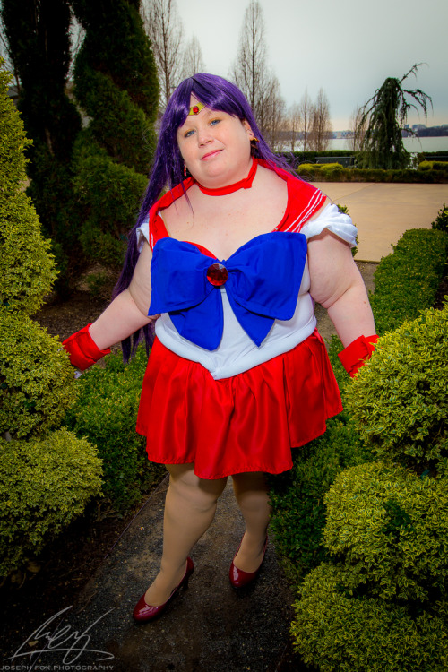 “Agent of Love and Passion, the pretty sailor suited soldier Sailor Mars! In the name of Mars, I wil