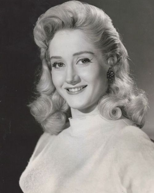 More sad news with the announcement that Liz Fraser passed away yesterday. Liz was one of my all tim