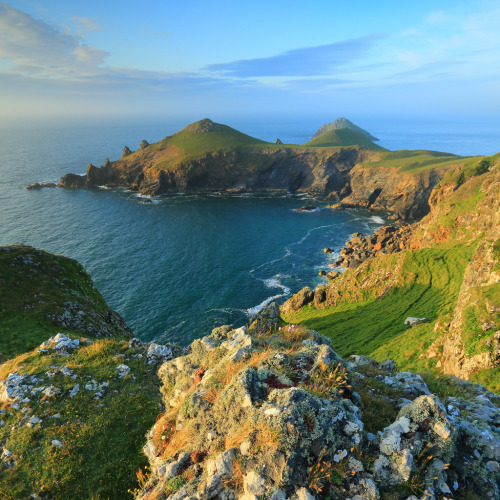 mountainish:The Rumps [Explore] (by markgeorgephotography.co.uk)