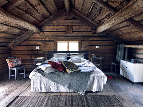 gravity-gravity: Best of 2015: Attic Bedrooms I’ve posted a lot of gorgeous interiors this year, so