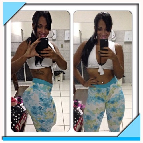 122393420:  Pryscila Silva