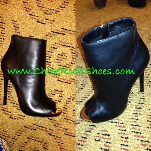 Indulge in the #lovely #ChloeRichShoes #Dianna #ankle #bootie. This dashing #style features a #rich 