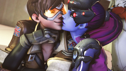 ourtastytexturesstuff:  So, OW is free beta this weekend, and literally all i’ve been doing is Playing with @xentho , @larryjohnsonsfm , @kubus-sc7 , and a few other friends. (not in the sfm biz)   (and Horus once, Y U QUIT?)   Whislt some matches