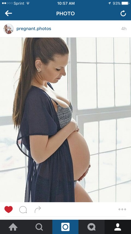 XXX SEXY PREGNANT WOMEN photo