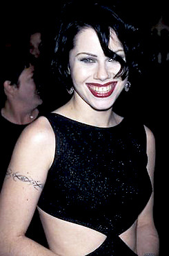 kateordie:  mabellonghetti: Fairuza BalkÂ red carpet looks from 1995 to 1999 Style icon forever   She looks fine