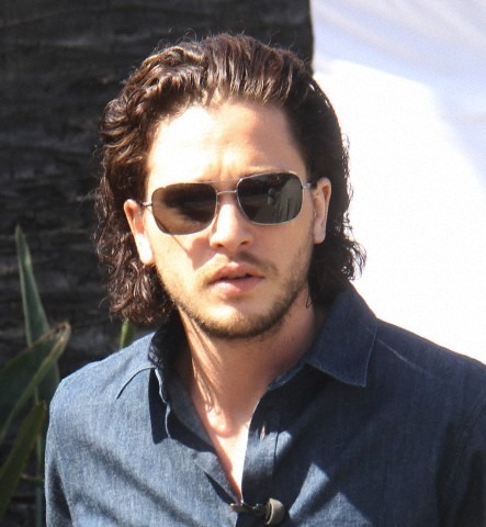 kit-harington-fans:  Kit filming Extra with Mario Lopez to promote How to Train Your