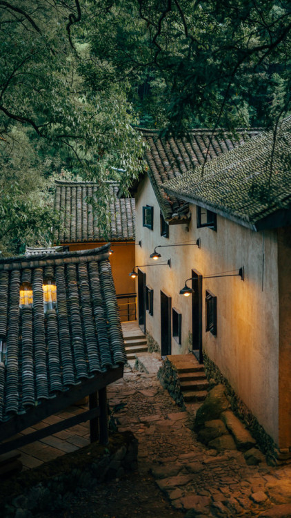 fuckyeahchinesegarden:野马岭民宿, Zhejiang province, China